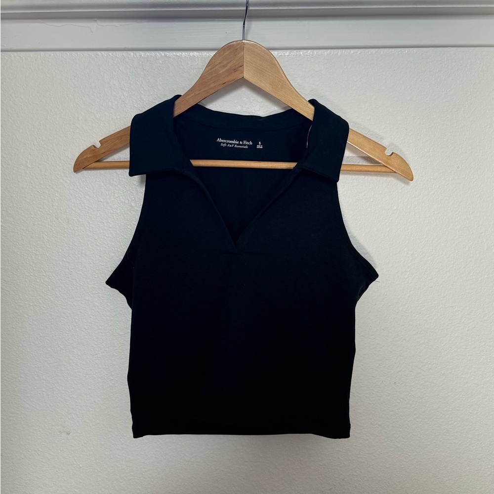 Abercrombie & Fitch Black Fitted Crop Tank Top